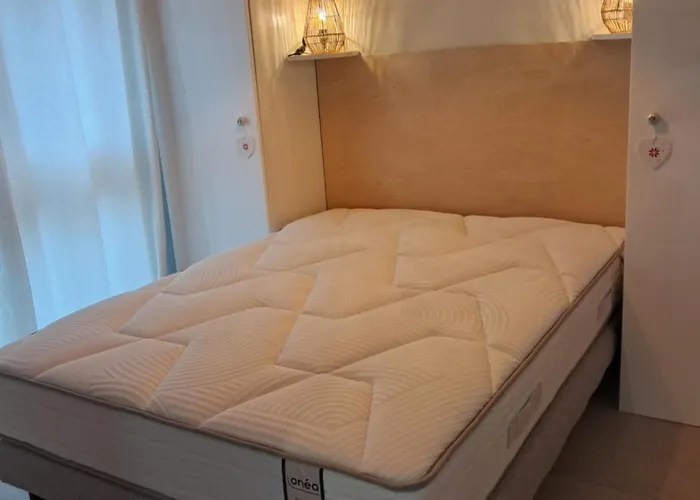 Le Patio Du Bourg - Entre Et Ocean